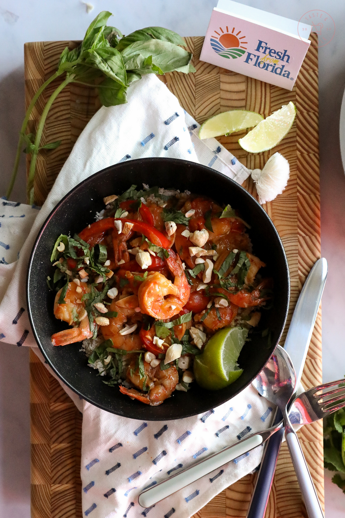 Thai Shrimp Curry on Cauliflower Rice | Taste and Tipple